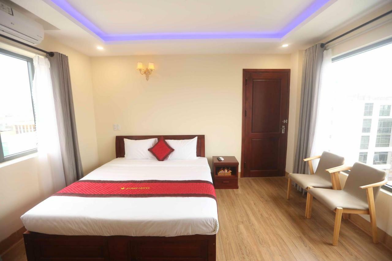 Stars Hotel Da Nang Bagian luar foto