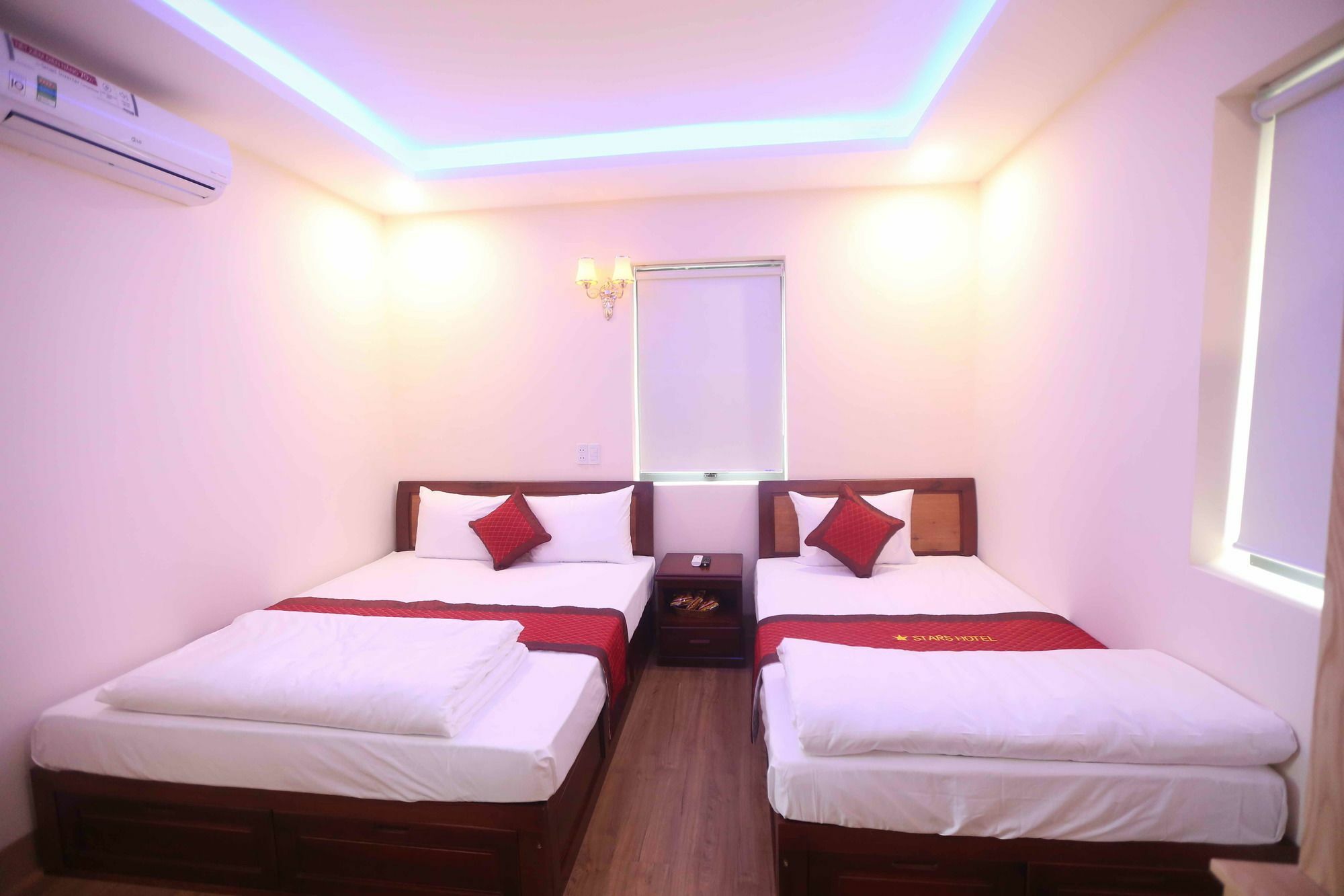 Stars Hotel Da Nang Bagian luar foto