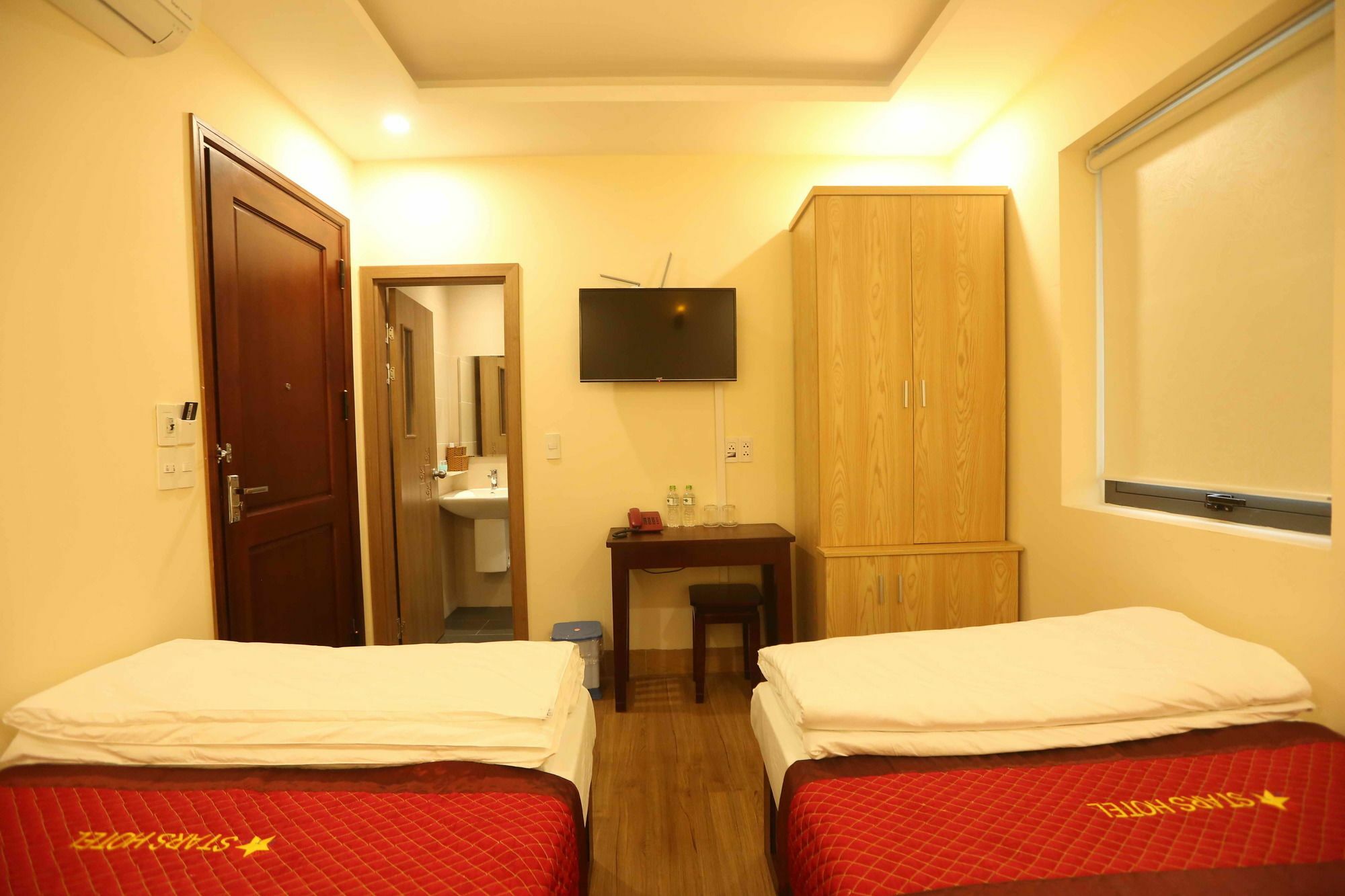 Stars Hotel Da Nang Bagian luar foto