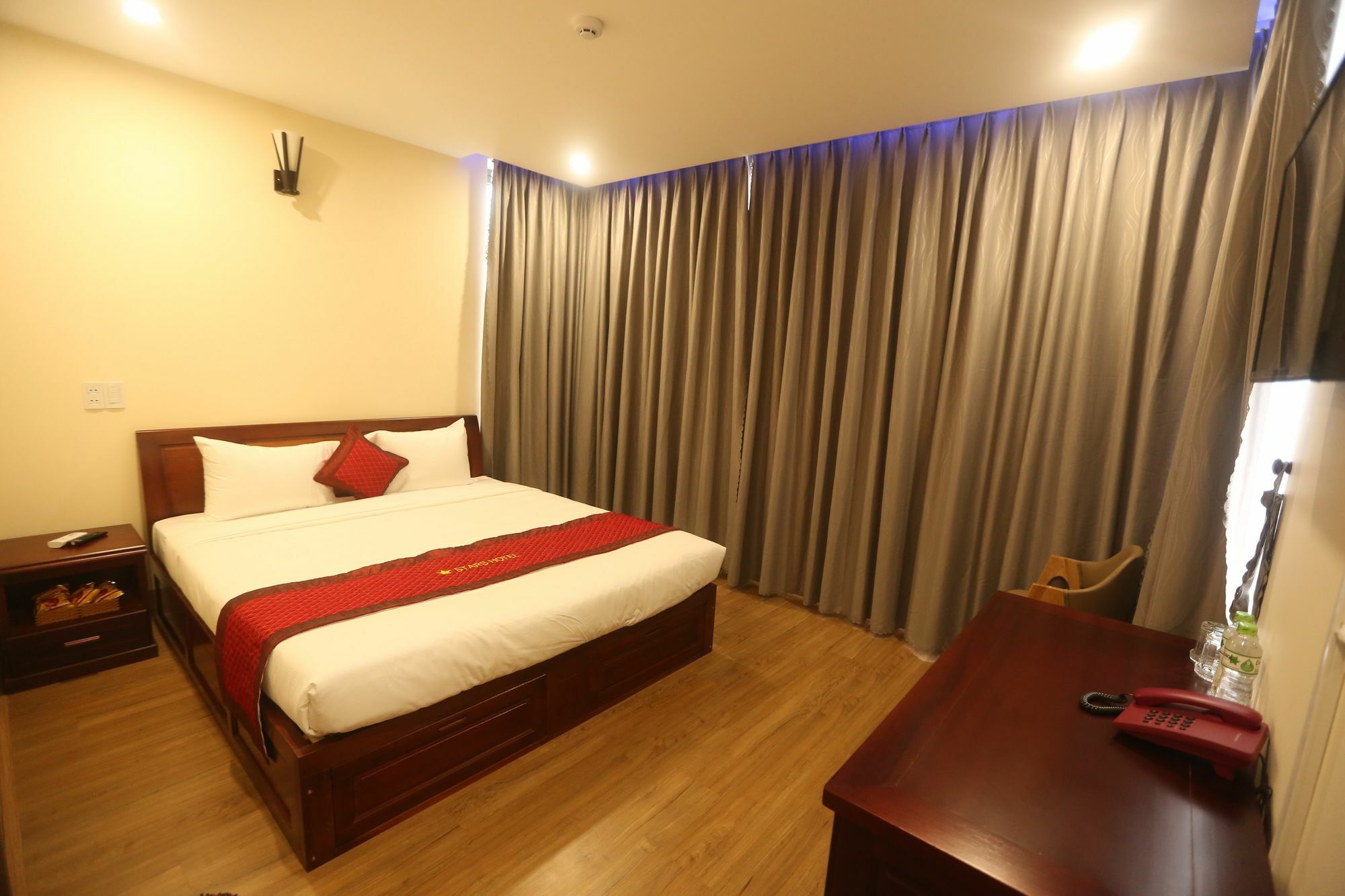 Stars Hotel Da Nang Bagian luar foto