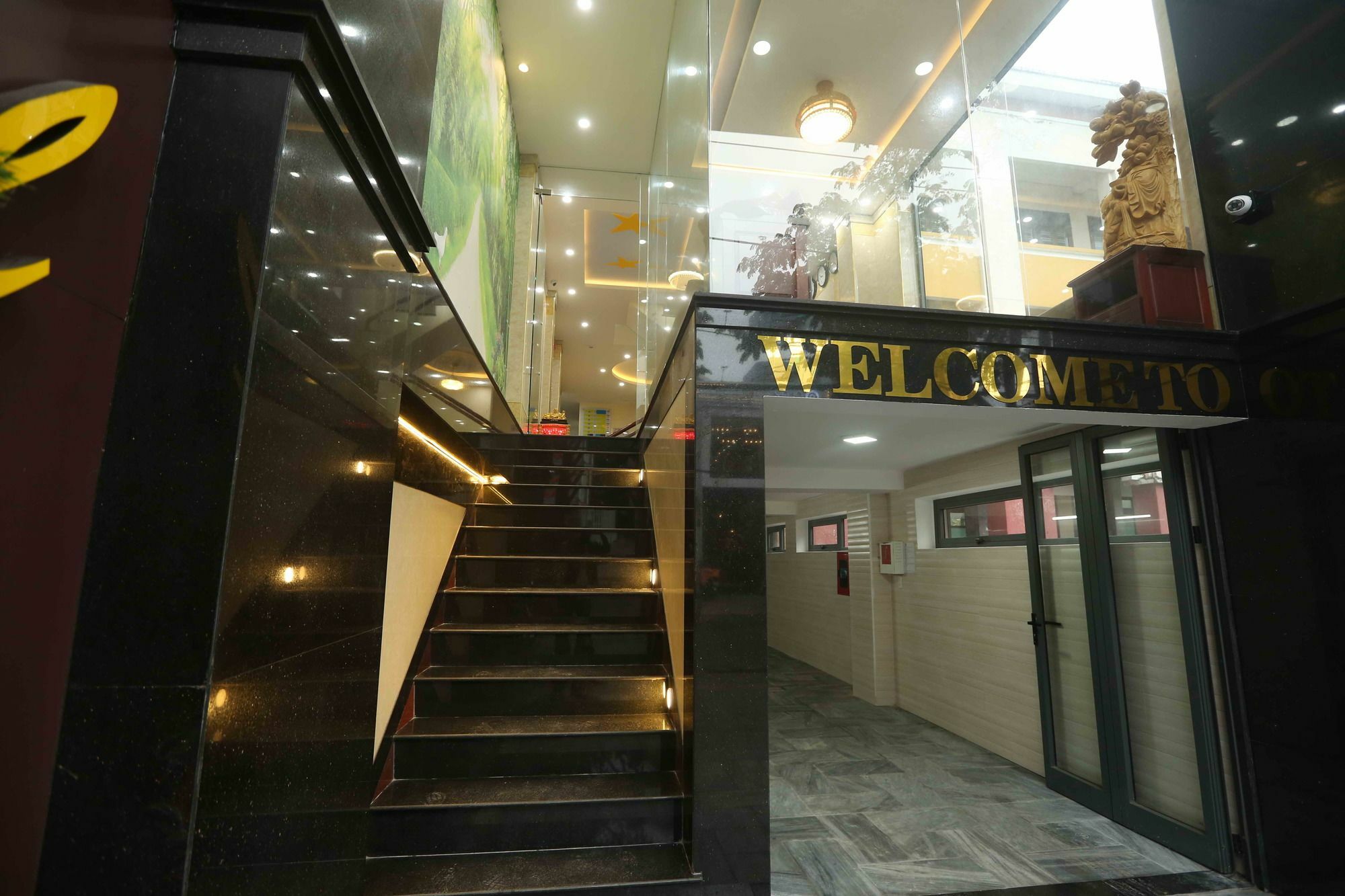 Stars Hotel Da Nang Bagian luar foto