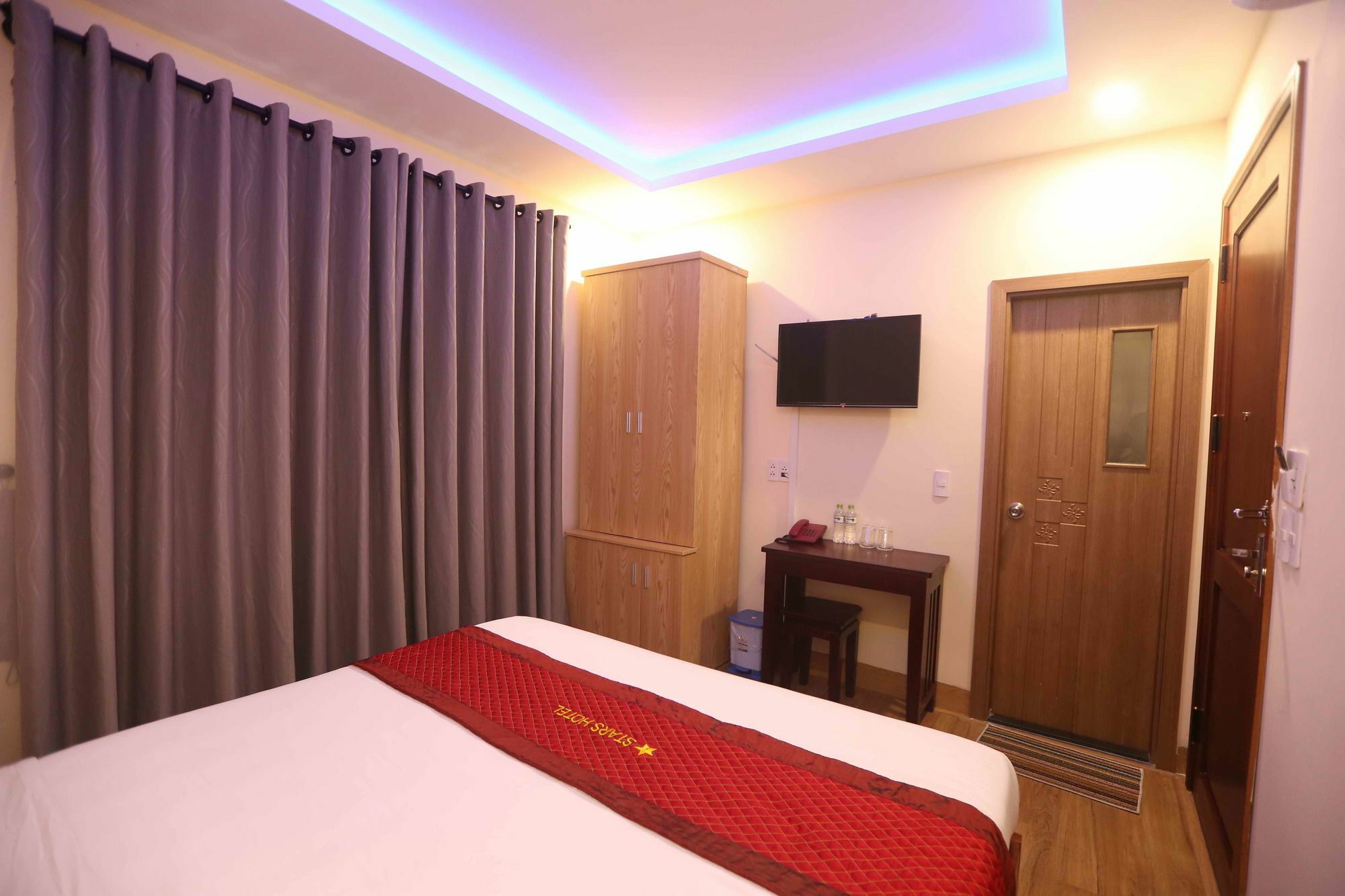 Stars Hotel Da Nang Bagian luar foto